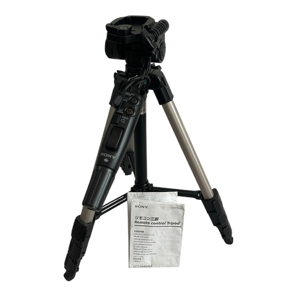 Sony VCT-D680RM Remote Control Portable Tripod for Sony Cameras & Camcorders - Picture 2 of 5